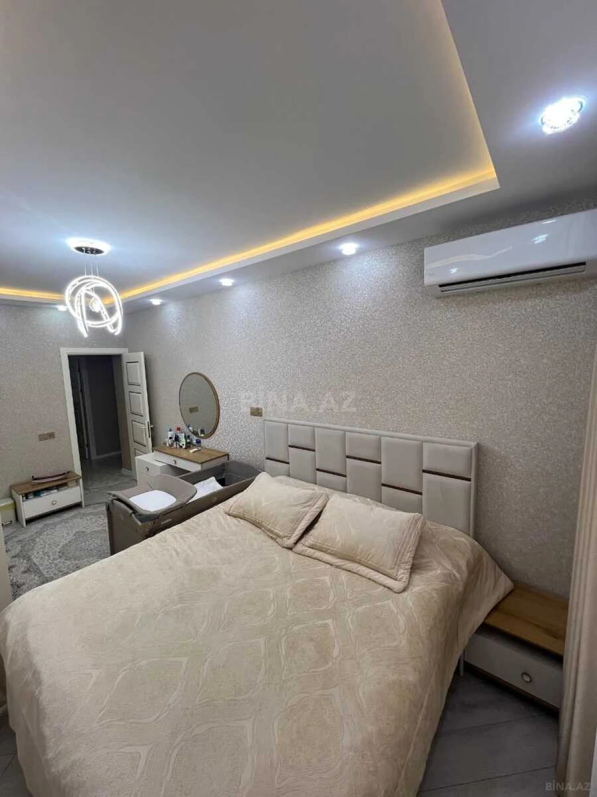 Satılır 3 otaqlı mənzil 83 m²