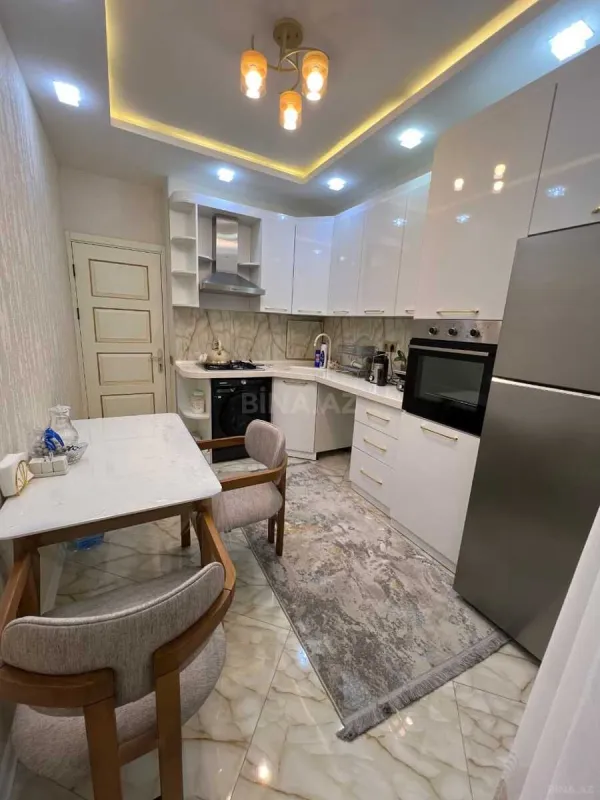 Satılır 3 otaqlı mənzil 83 m²