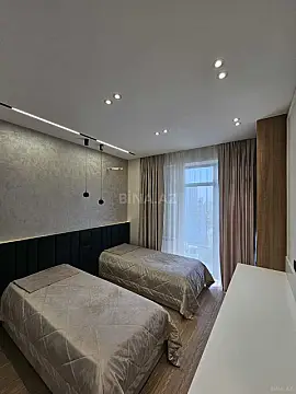 Satılır 3 otaqlı mənzil 103 m²