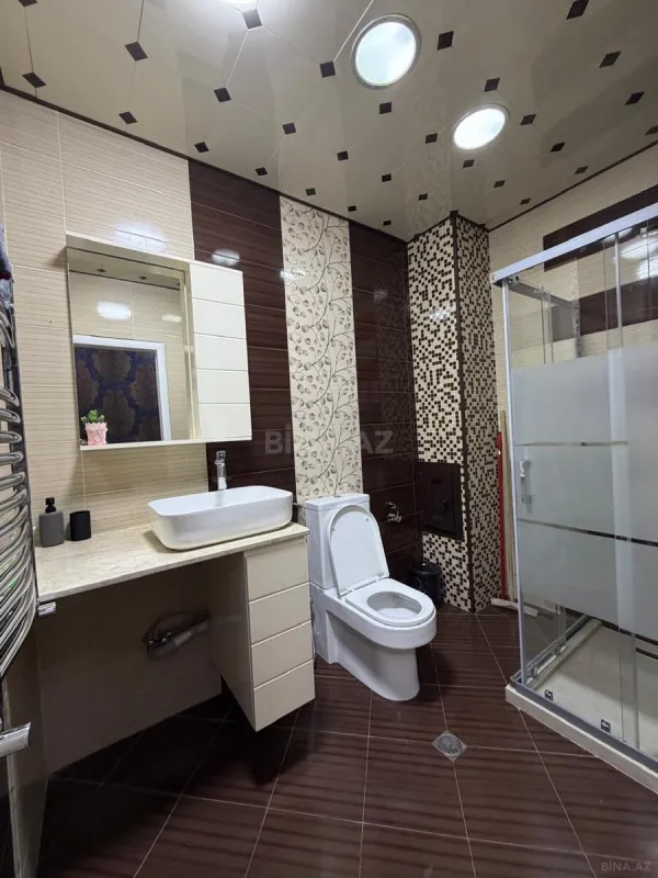 Kirayə verilir 2 otaqlı mənzil 67 m²