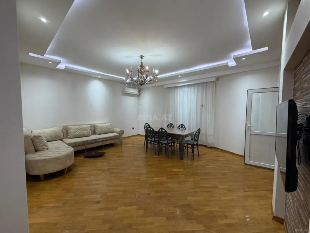 Kirayə verilir 2 otaqlı mənzil 67 m²