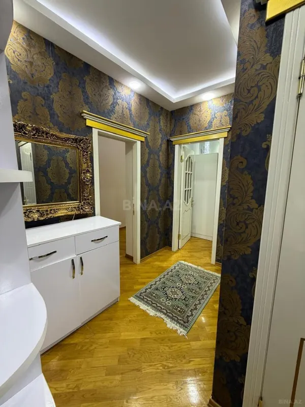 Kirayə verilir 2 otaqlı mənzil 67 m²