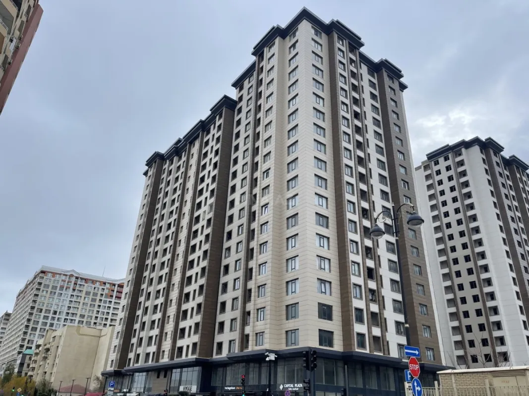 Satılır 2 otaqlı mənzil 76.5 m²