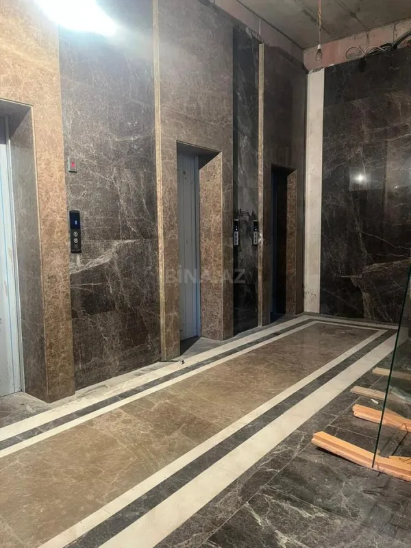 Satılır 2 otaqlı mənzil 76.5 m²