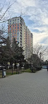Satılır 2 otaqlı mənzil 76.7 m²