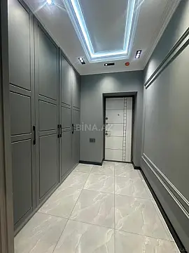Kirayə verilir 2 otaqlı mənzil 106 m²