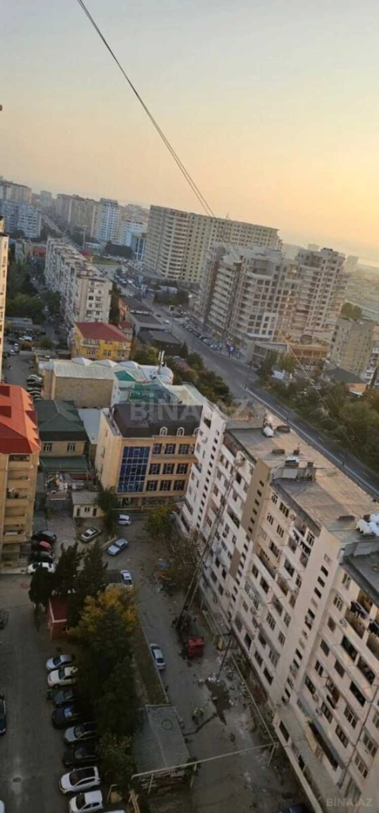 Satılır 2 otaqlı mənzil 71 m²