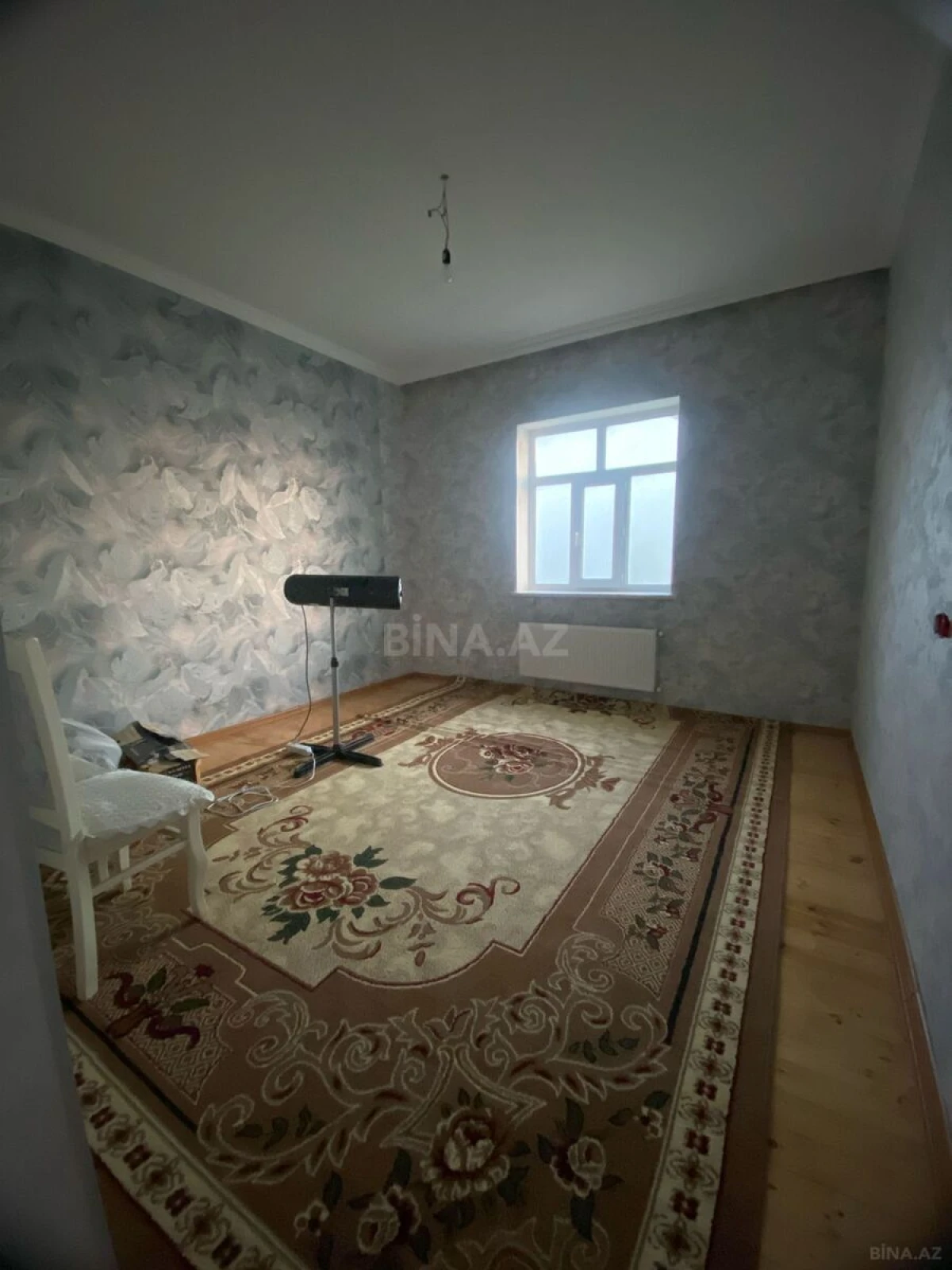 Satılır 8 otaqlı həyət evi 500 m²