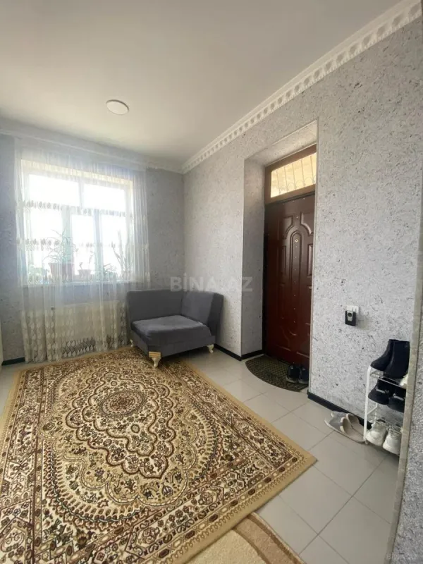 Satılır 8 otaqlı həyət evi 500 m²