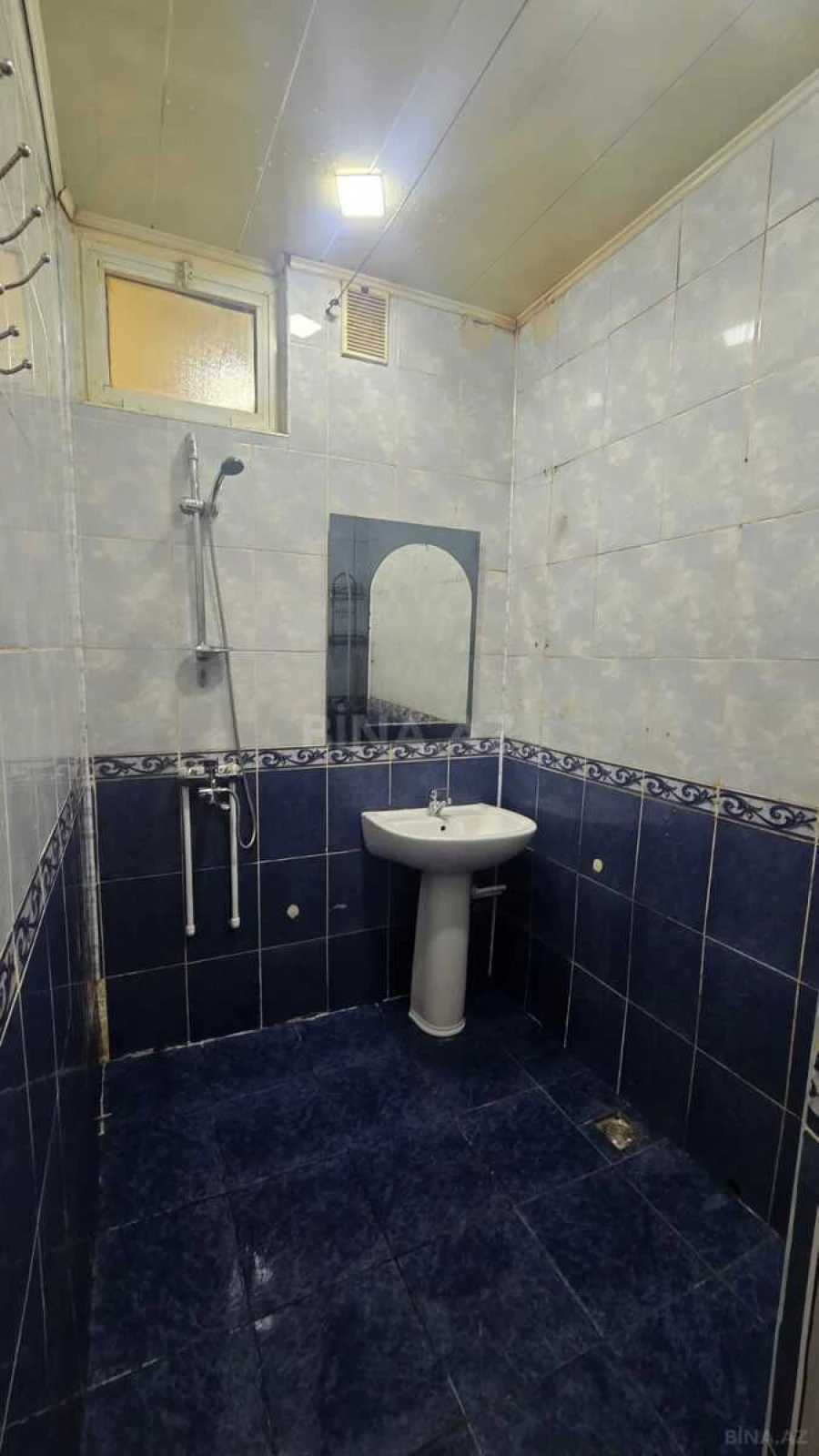 Satılır 2 otaqlı mənzil 58 m²