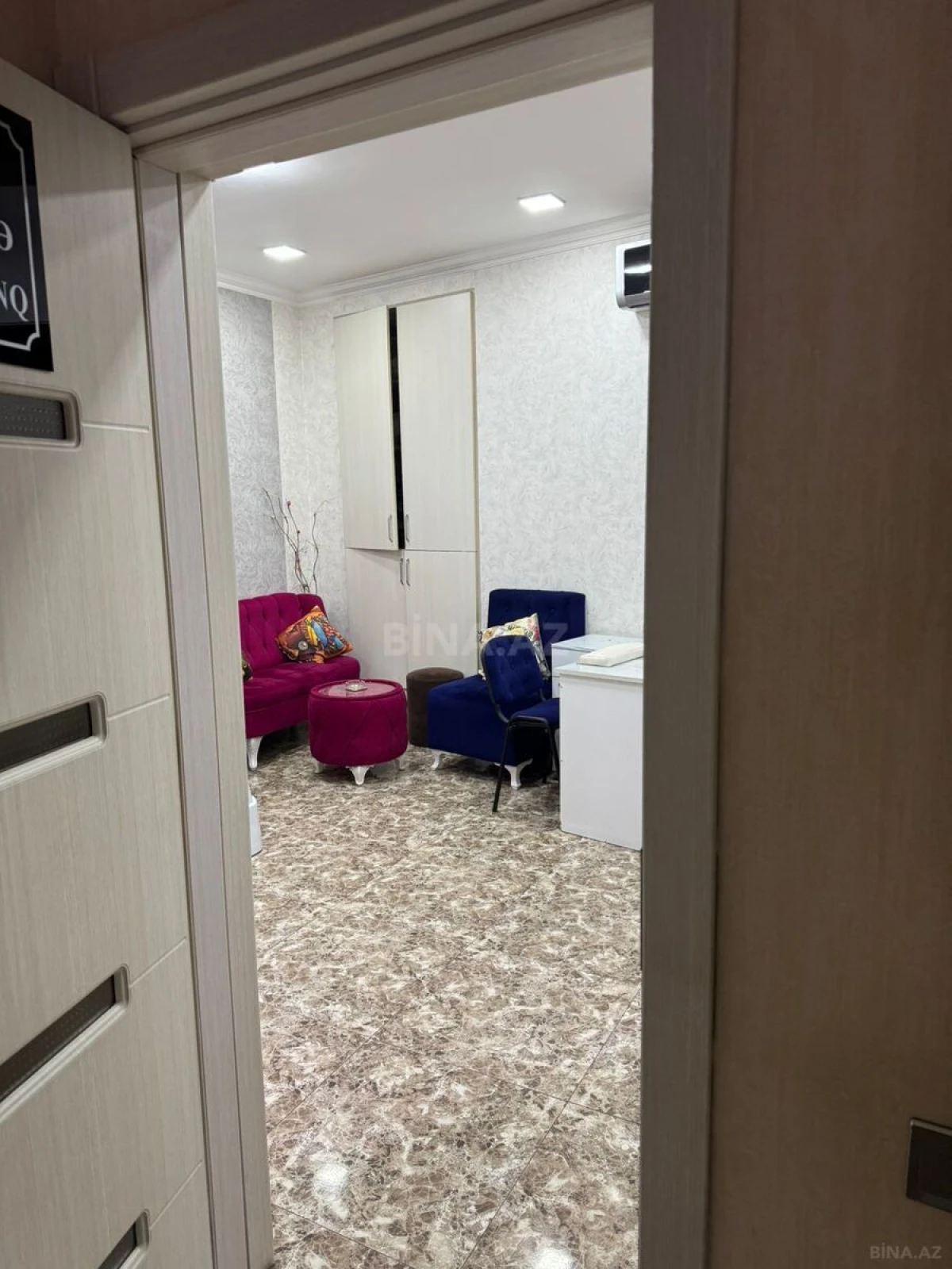 Satılır obyekt 100 m²