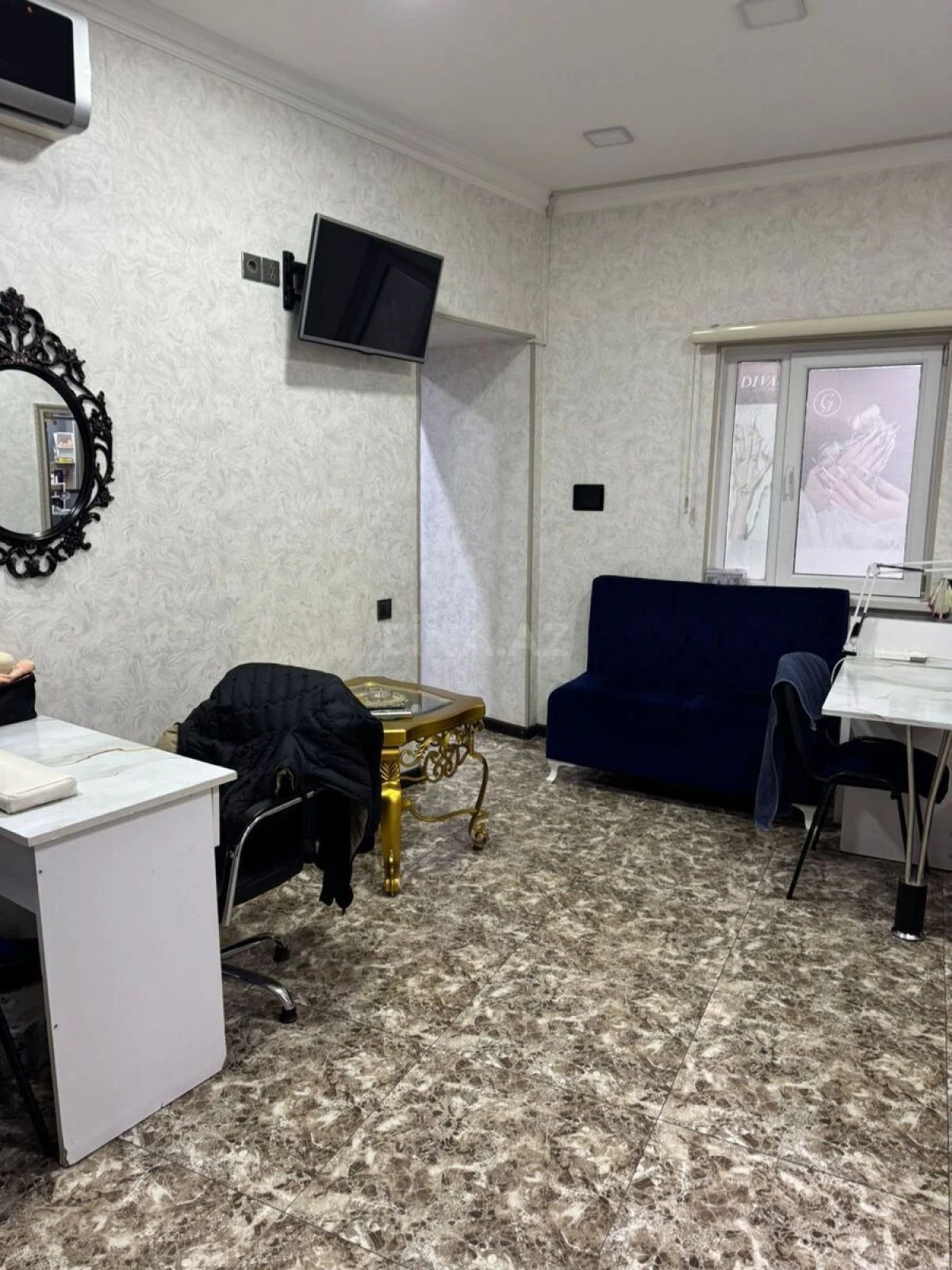 Satılır obyekt 100 m²