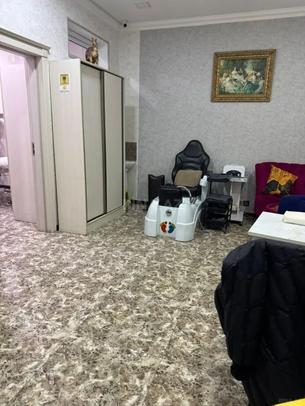 Satılır obyekt 100 m²