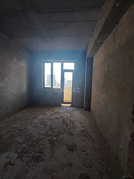 Satılır 4 otaqlı mənzil 160 m²