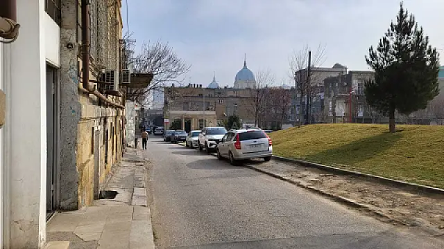 Kirayə verilir obyekt 220 m² — Bakı, Nizami 220.00 m²