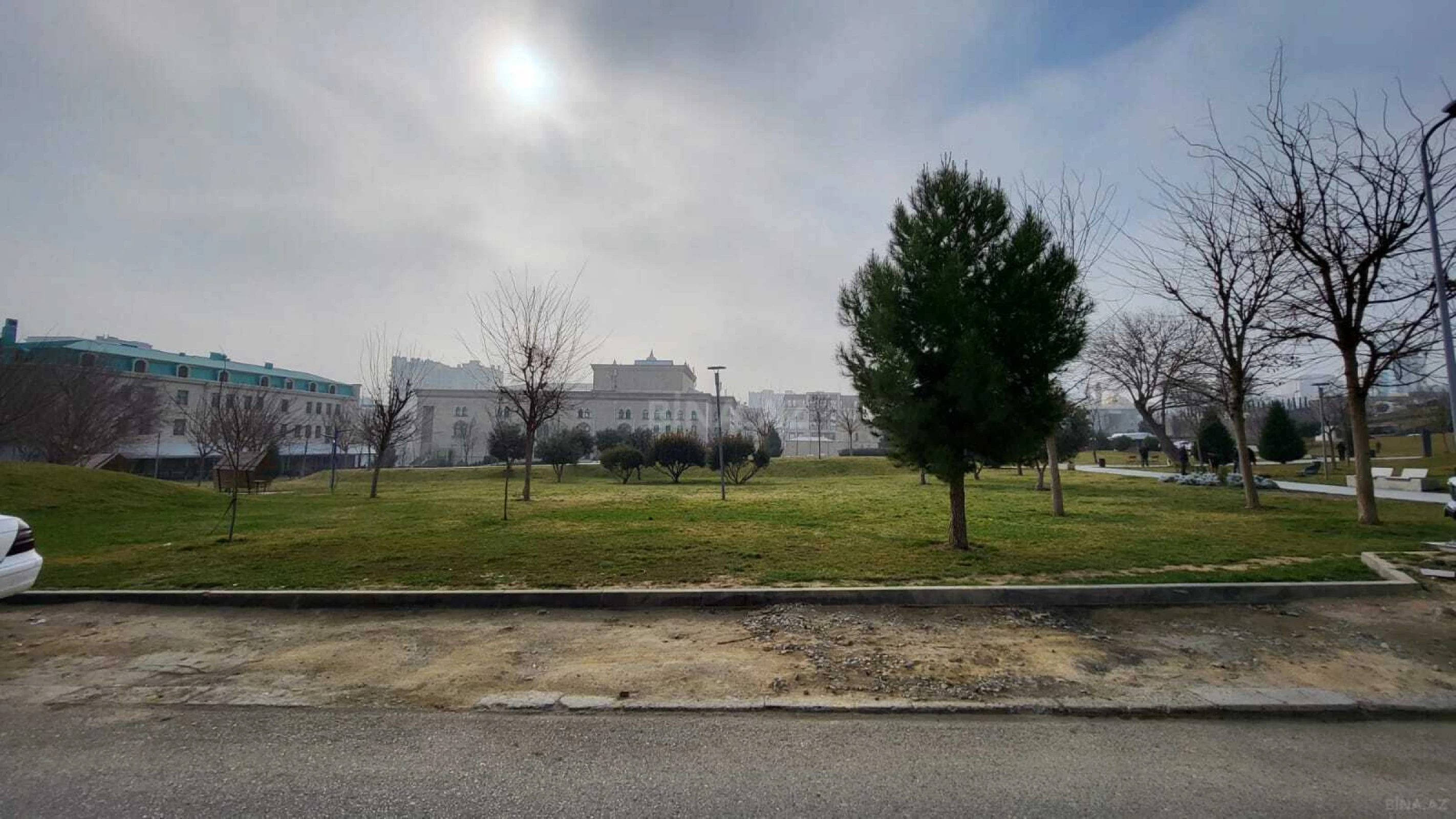 Kirayə verilir obyekt 220 m²