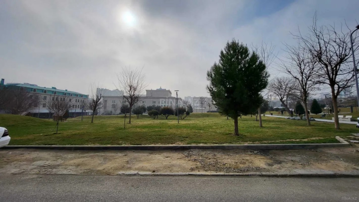 Kirayə verilir obyekt 220 m²