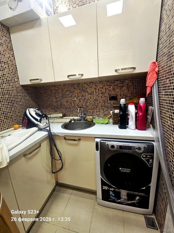 Satılır 4 otaqlı mənzil 234 m²