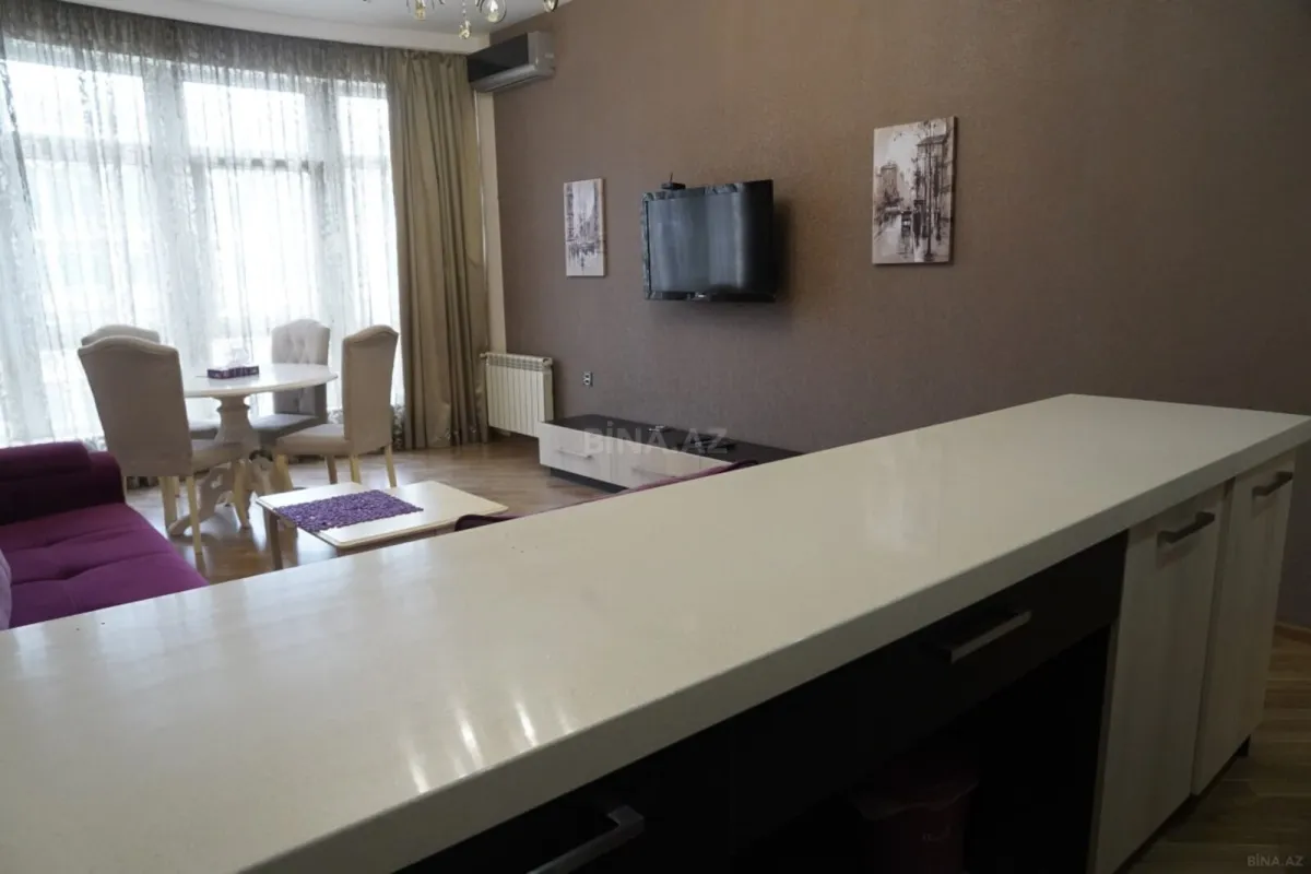 Kirayə verilir 2 otaqlı mənzil 65 m²