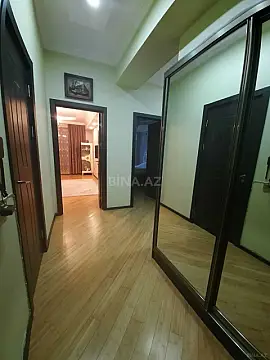 Satılır 2 otaqlı mənzil 67 m²