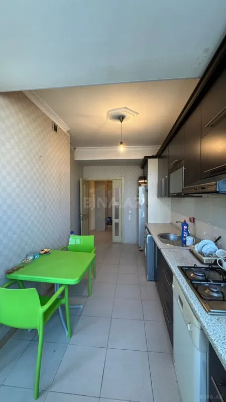 Satılır 3 otaqlı mənzil 103 m²