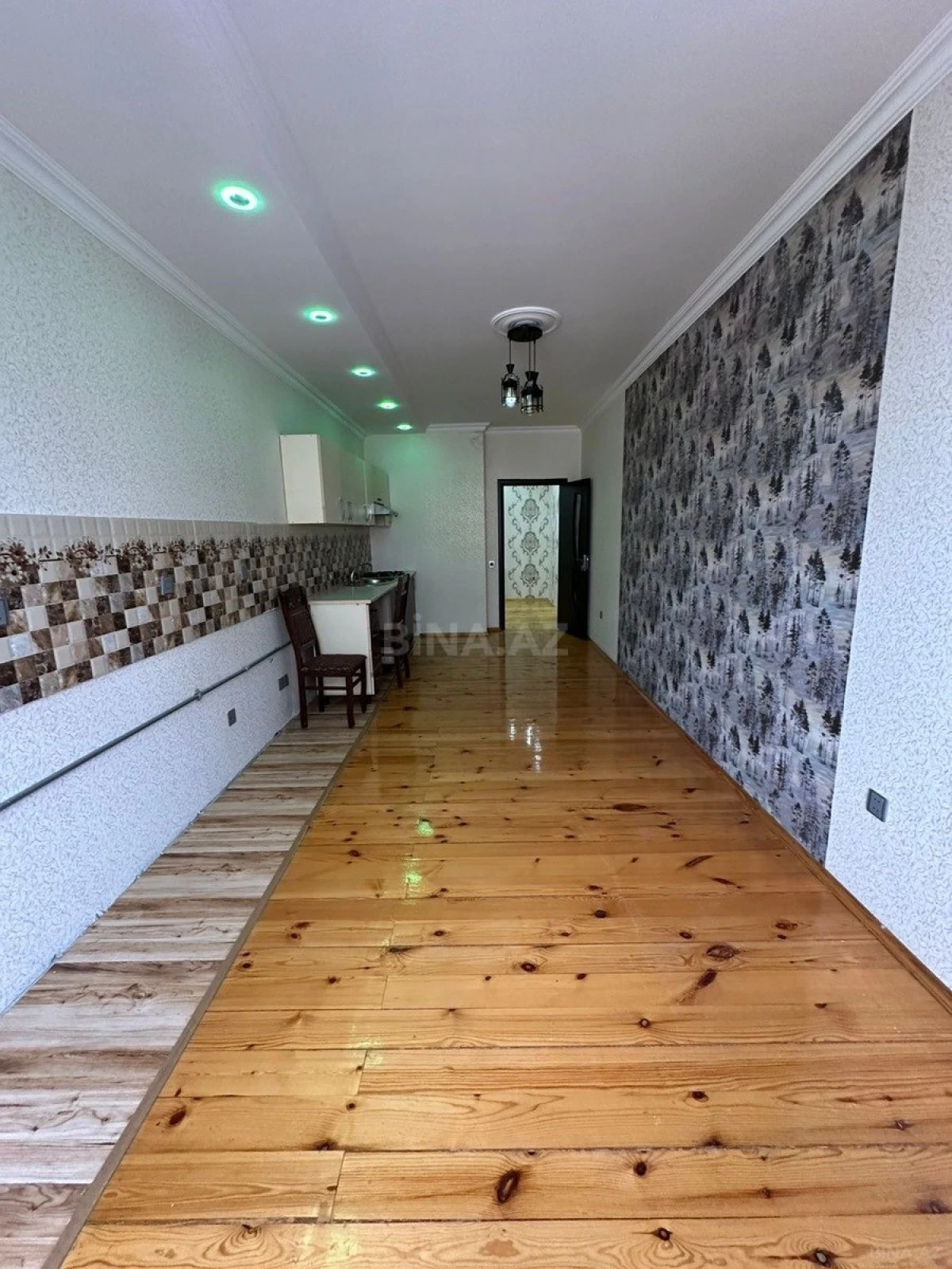 Satılır 3 otaqlı mənzil 110 m²