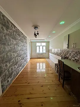 Satılır 3 otaqlı mənzil 110 m²