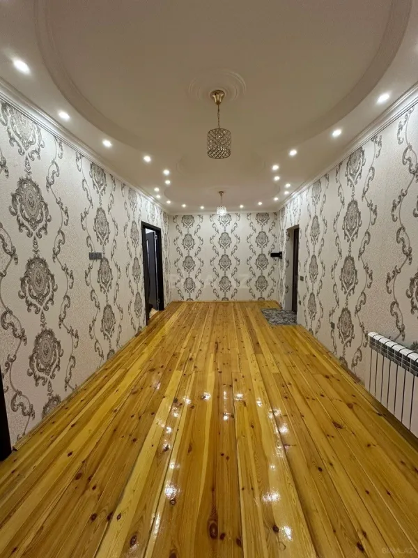 Satılır 3 otaqlı mənzil 110 m²