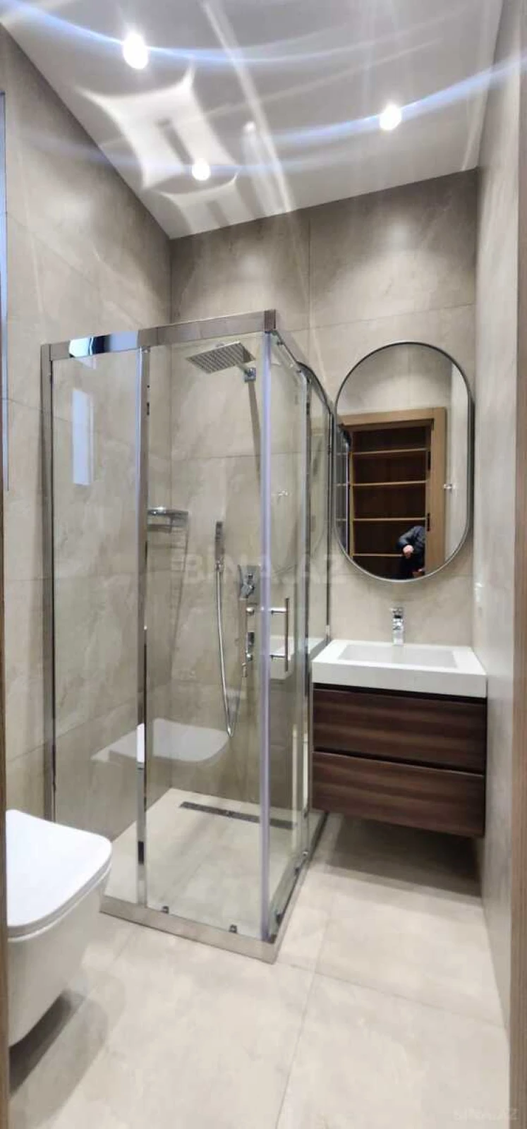 Satılır 5 otaqlı həyət evi 290 m²