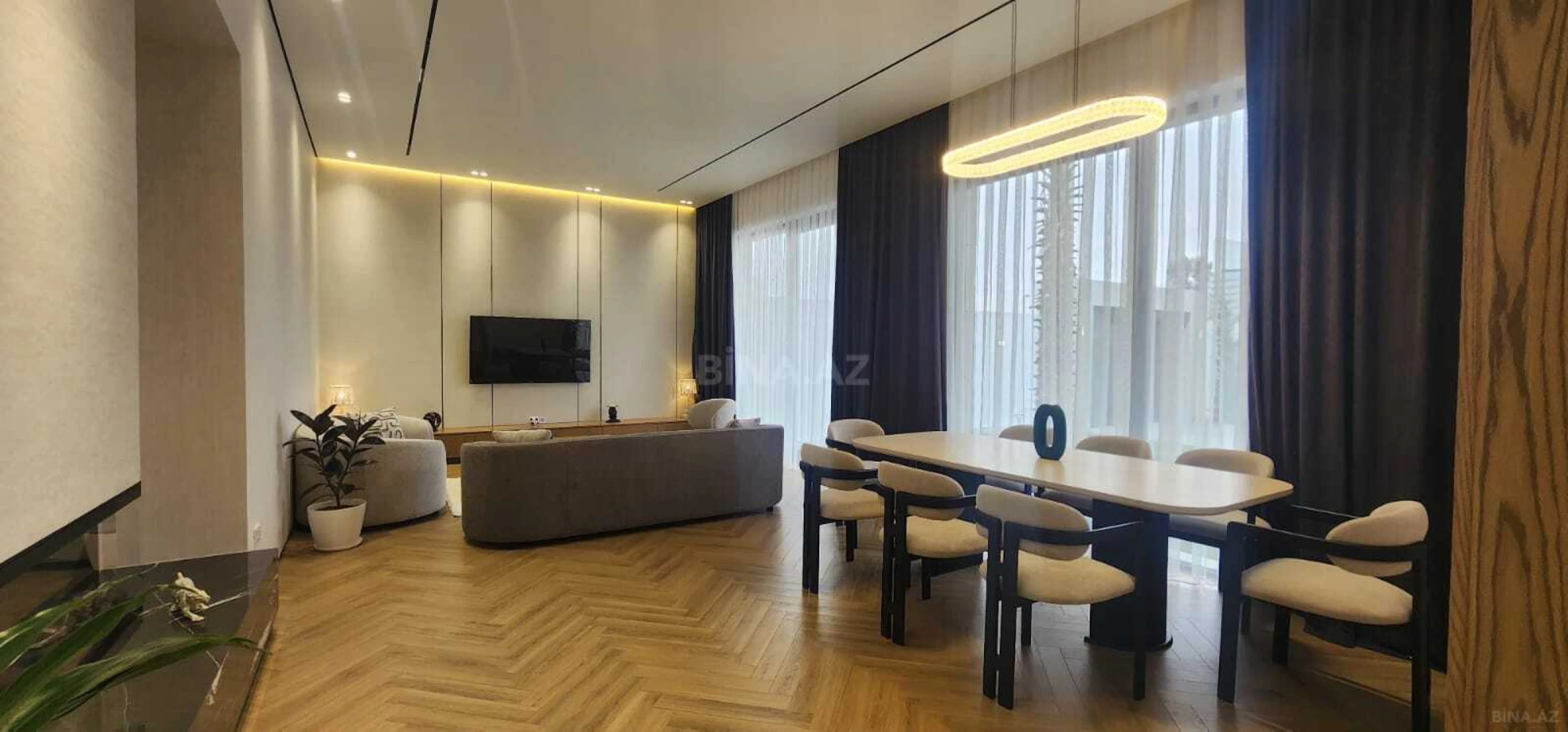 Satılır 5 otaqlı həyət evi 290 m²