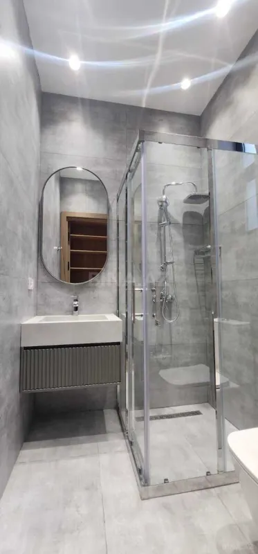 Satılır 5 otaqlı həyət evi 290 m²