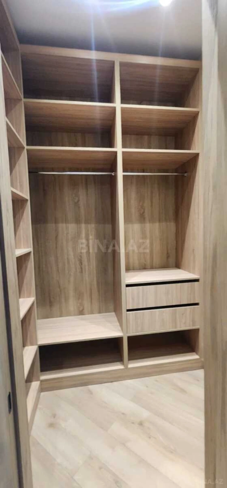 Satılır 5 otaqlı həyət evi 290 m²