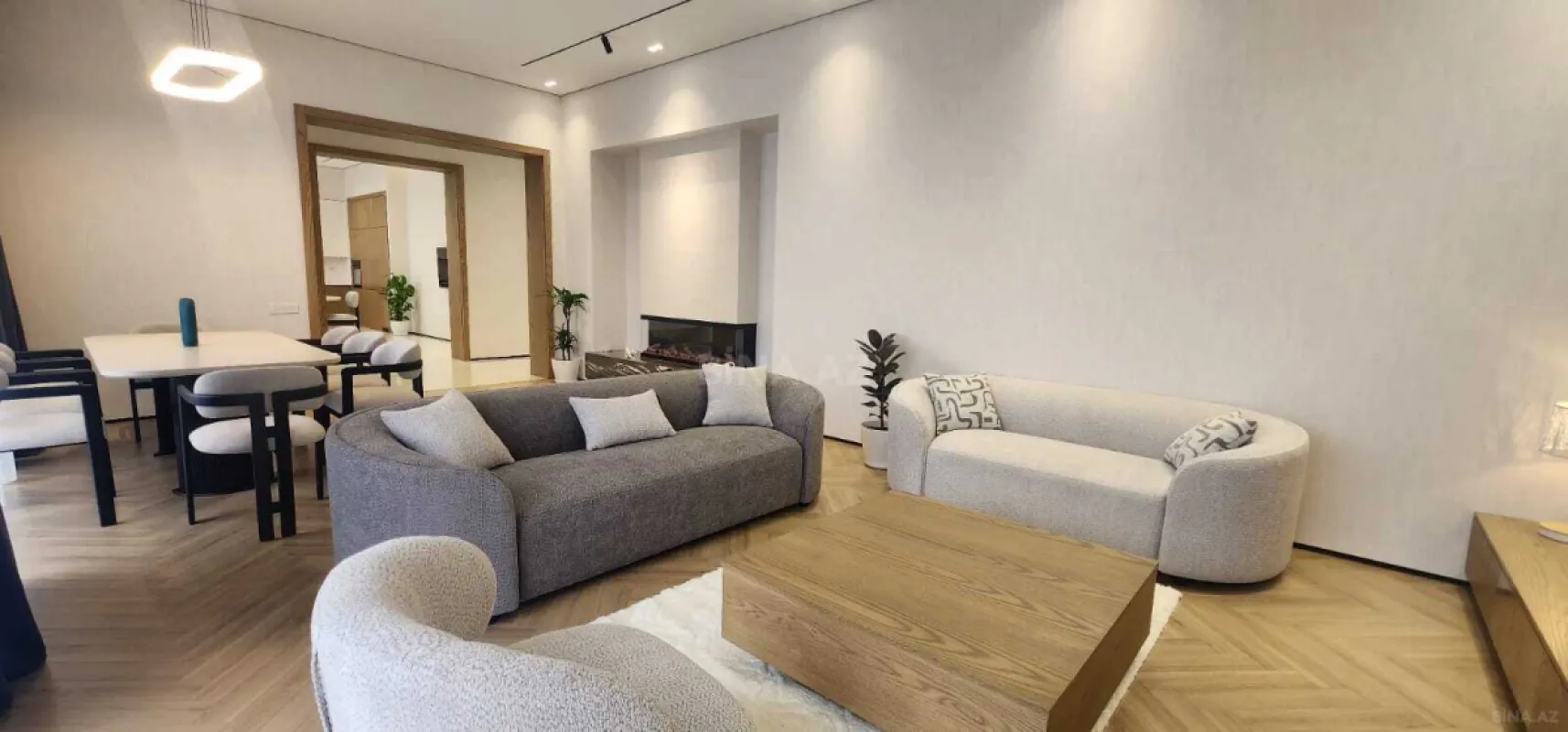 Satılır 5 otaqlı həyət evi 290 m²