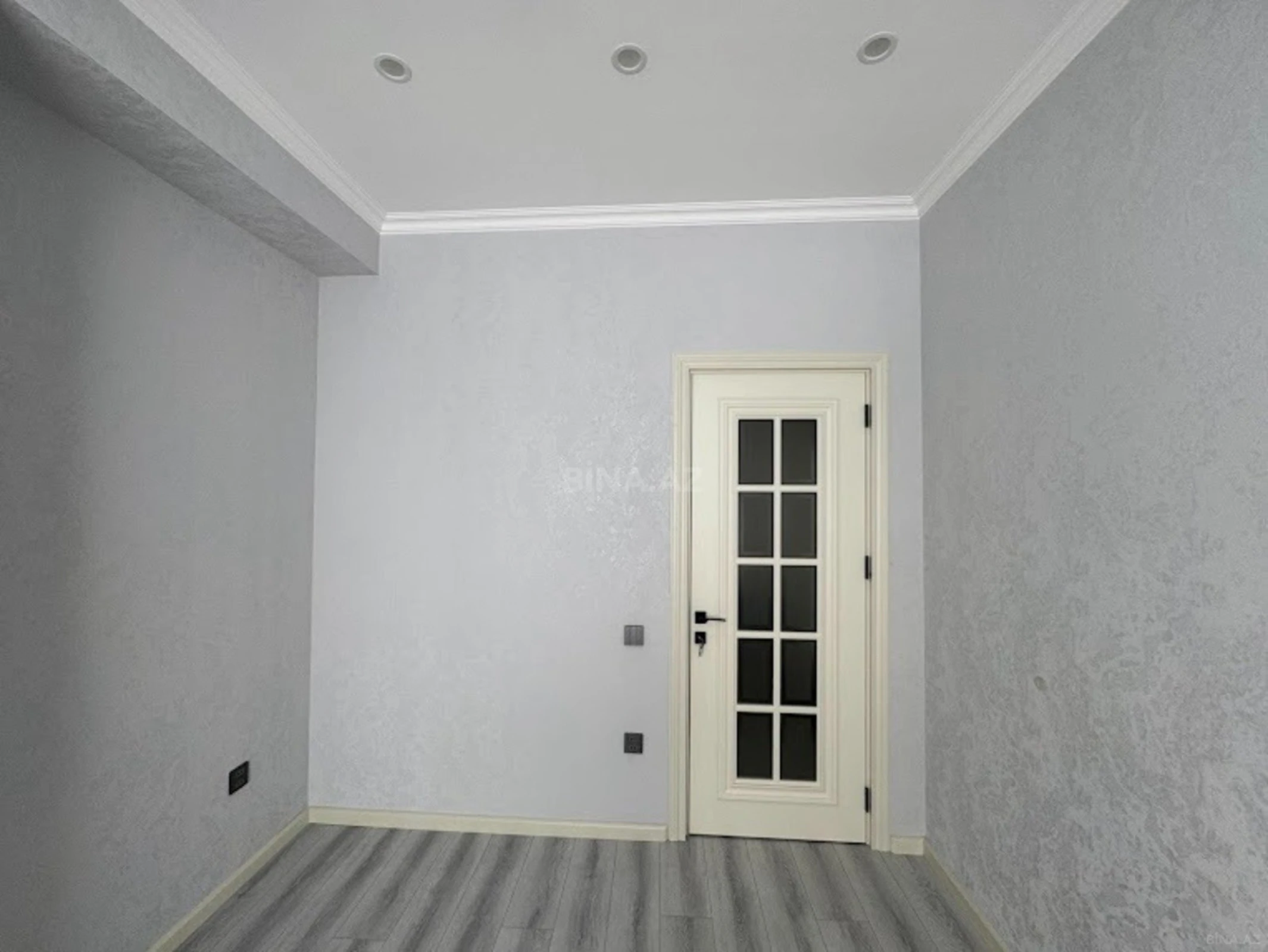 Kirayə verilir 3 otaqlı mənzil 91 m²