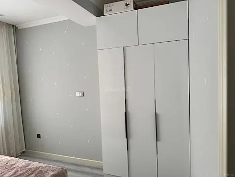 Kirayə verilir 3 otaqlı mənzil 91 m²