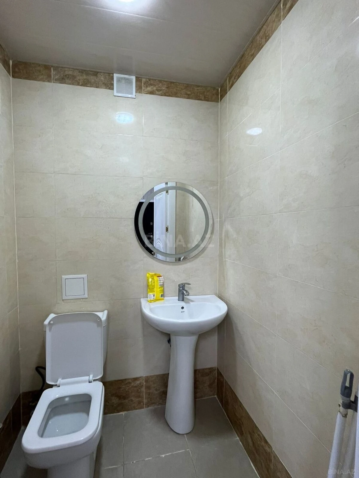 Satılır 4 otaqlı mənzil 110 m²
