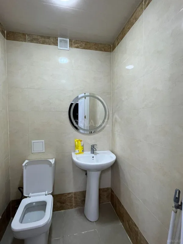 Satılır 4 otaqlı mənzil 110 m²