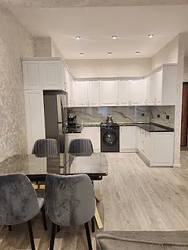 Kirayə verilir 2 otaqlı mənzil 72 m² — Bakı, Nəsimi 2 otaq 72.00 m²