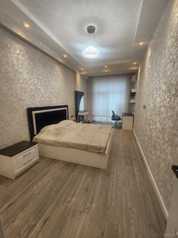 Kirayə verilir 2 otaqlı mənzil 72 m²