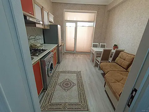 Kirayə verilir 2 otaqlı mənzil 70 m²