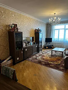 Satılır 3 otaqlı mənzil 106 m²