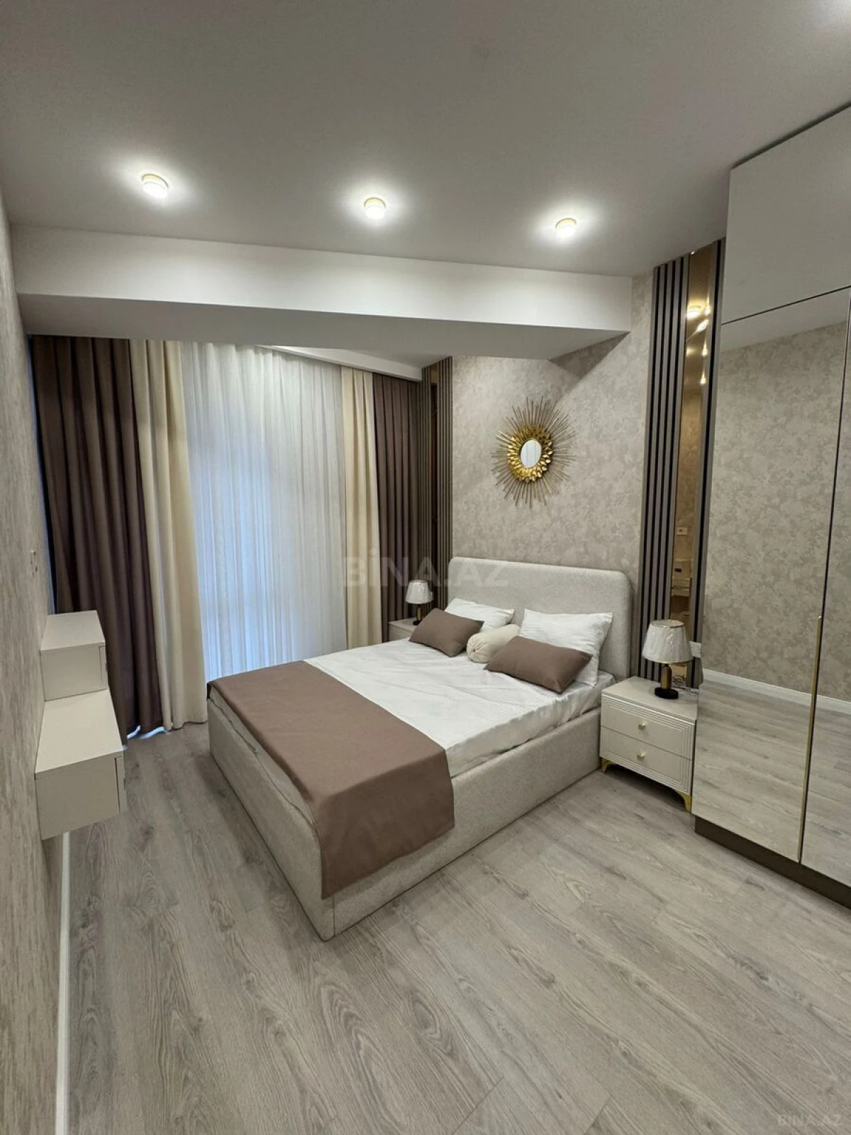 Satılır 2 otaqlı mənzil 61 m²