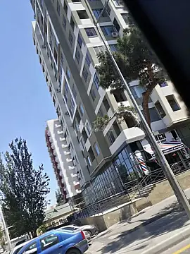 Satılır 2 otaqlı mənzil 77.2 m²