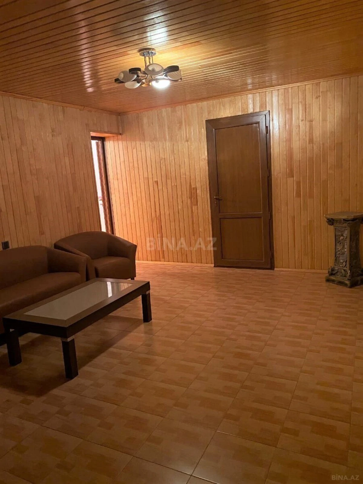 Satılır 6 otaqlı həyət evi 350 m²