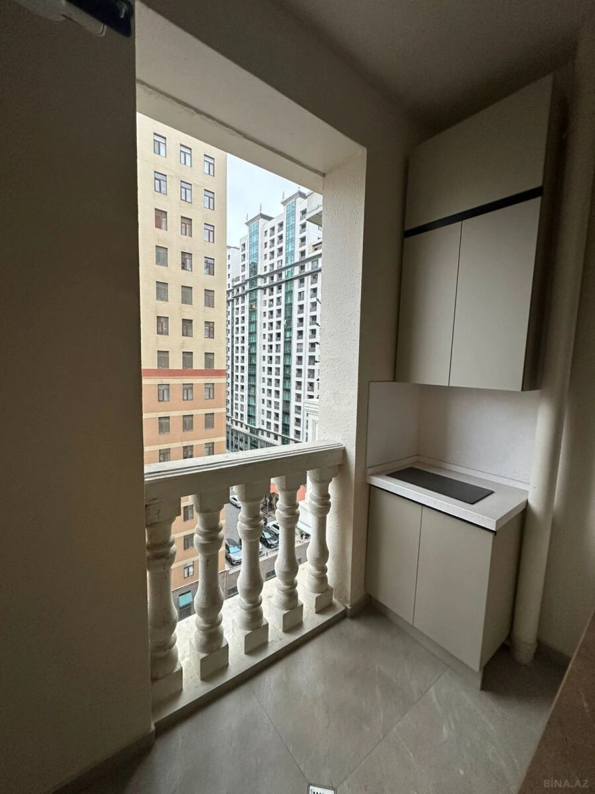 Kirayə verilir 2 otaqlı mənzil 86 m²