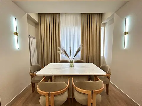 Satılır 2 otaqlı mənzil 67 m²