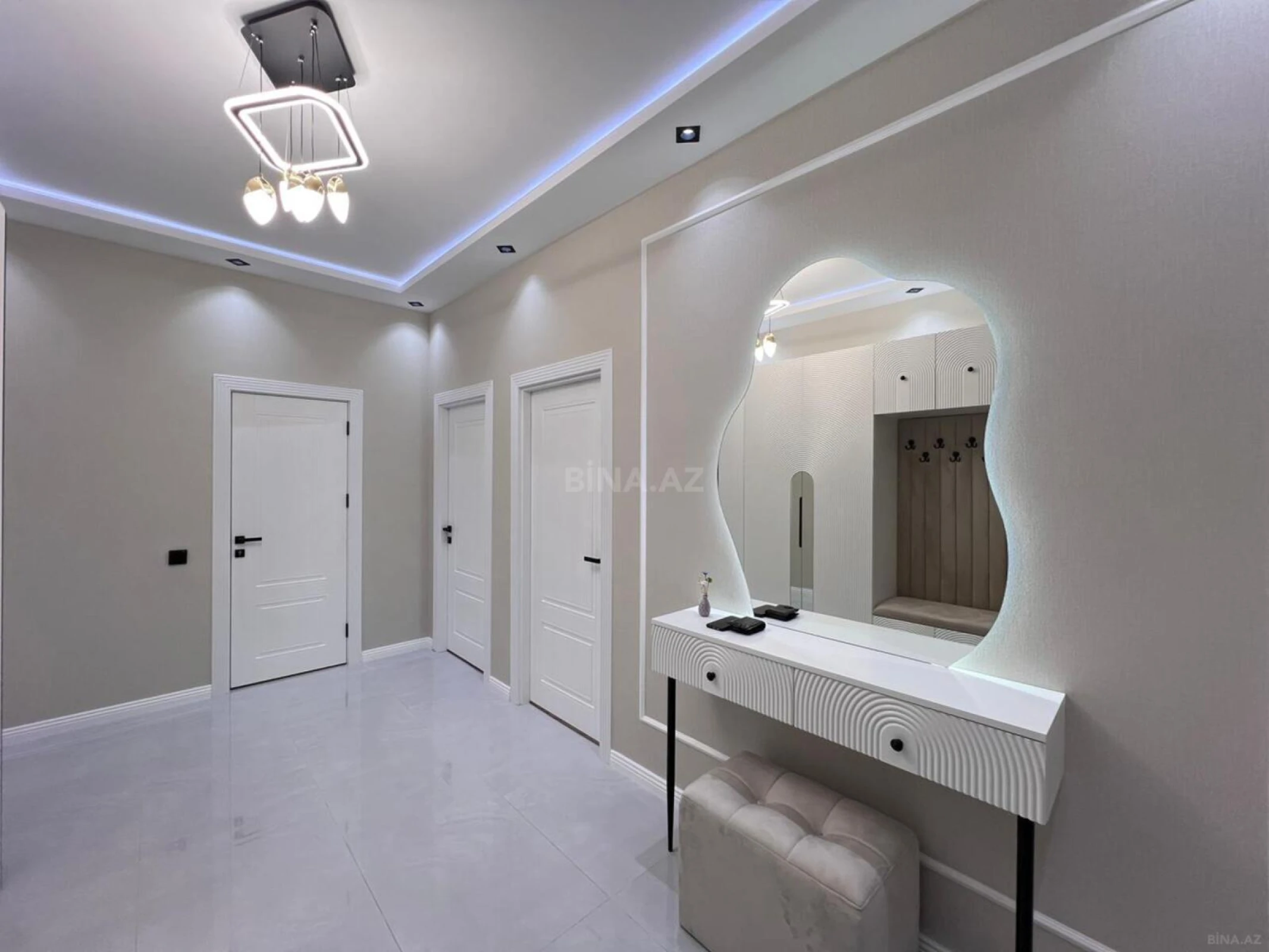 Satılır 3 otaqlı mənzil 90 m²