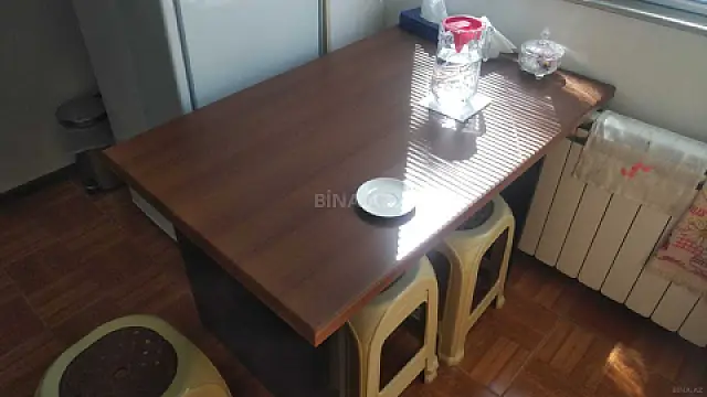 Kirayə verilir 3 otaqlı ofis 60 m²