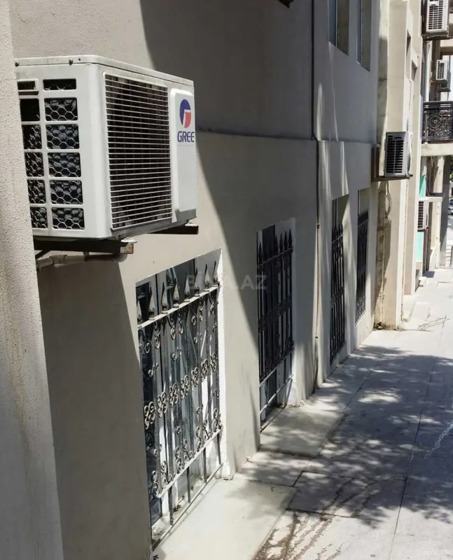 Kirayə verilir 3 otaqlı ofis 60 m²