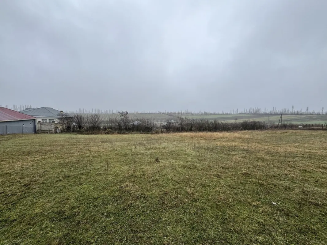 Satılır torpaq sahəsi 10 m²